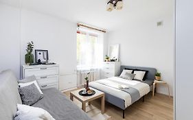 Superapart Dzielna 9A